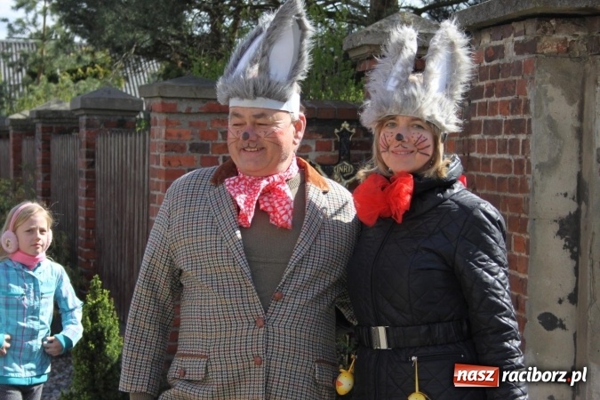 Zdjęcie w galerii na portalu naszraciborz.pl: Szukanie zajączka w wojnowickich ogrodach wiadomości z regionu