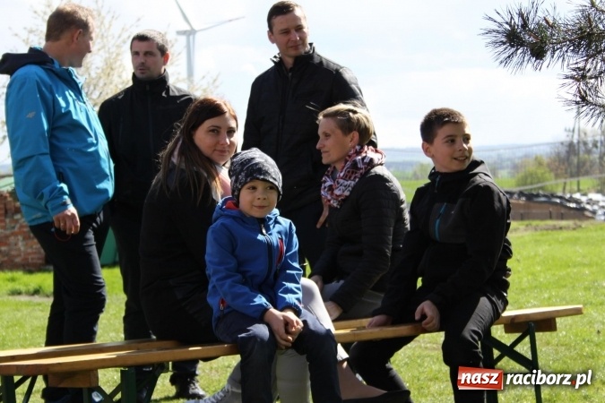 Zdjęcie w galerii na portalu naszraciborz.pl: Szukanie zajączka w wojnowickich ogrodach wiadomości z regionu