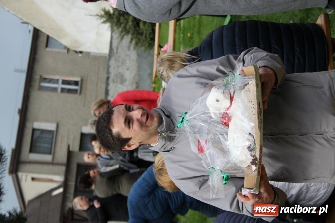 Zdjęcie w galerii na portalu naszraciborz.pl: Szukanie zajączka w wojnowickich ogrodach wiadomości z regionu