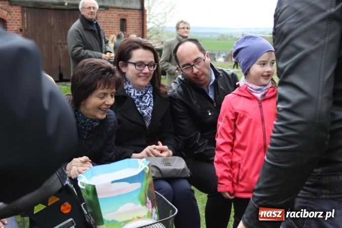 Zdjęcie w galerii na portalu naszraciborz.pl: Szukanie zajączka w wojnowickich ogrodach wiadomości z regionu