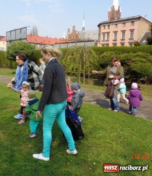 Zdjęcie w galerii na portalu naszraciborz.pl: Maluchy z Fiku-miku w świątecznej atmosferze wiadomości z regionu