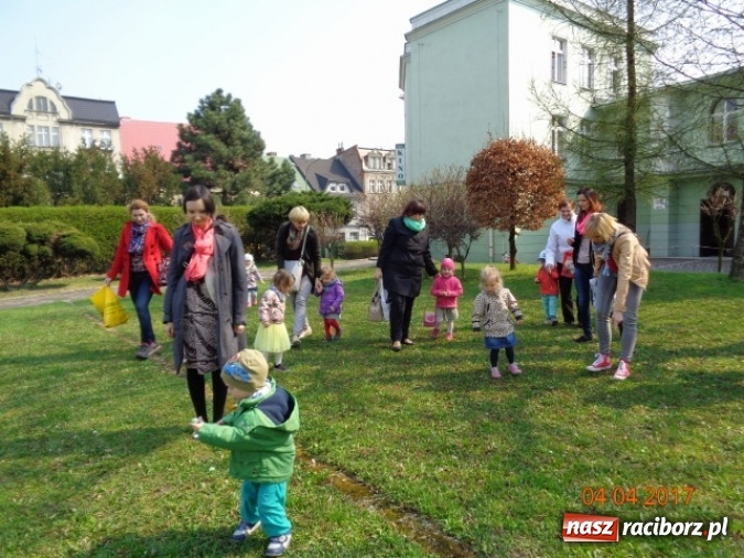 Zdjęcie w galerii na portalu naszraciborz.pl: Maluchy z Fiku-miku w świątecznej atmosferze wiadomości z regionu
