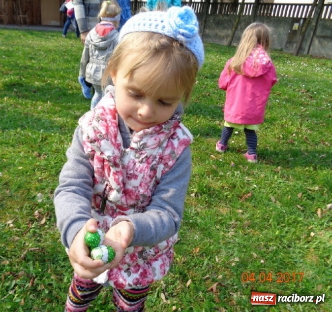 Zdjęcie w galerii na portalu naszraciborz.pl: Maluchy z Fiku-miku w świątecznej atmosferze wiadomości z regionu