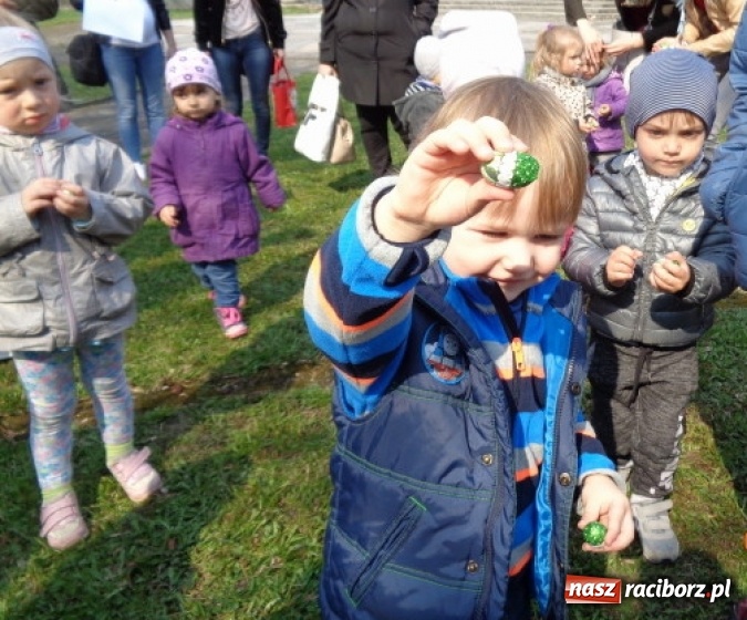 Zdjęcie w galerii na portalu naszraciborz.pl: Maluchy z Fiku-miku w świątecznej atmosferze wiadomości z regionu
