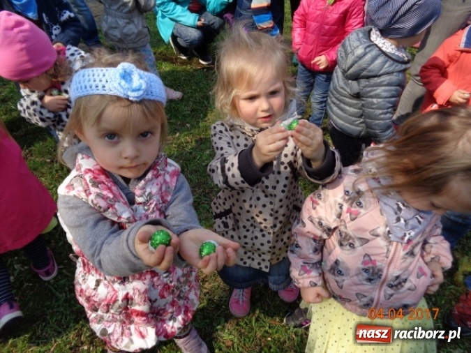 Zdjęcie w galerii na portalu naszraciborz.pl: Maluchy z Fiku-miku w świątecznej atmosferze wiadomości z regionu