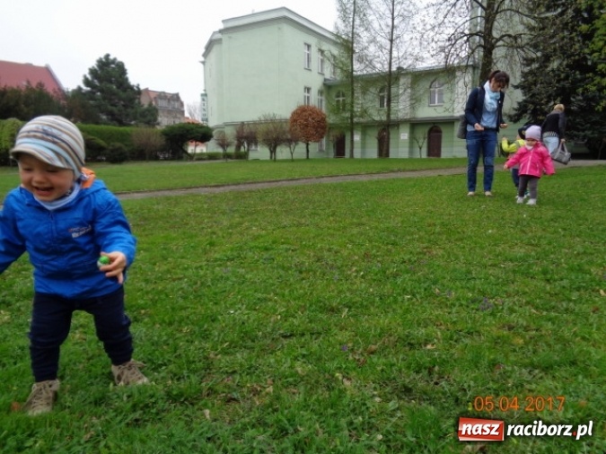 Zdjęcie w galerii na portalu naszraciborz.pl: Maluchy z Fiku-miku w świątecznej atmosferze wiadomości z regionu