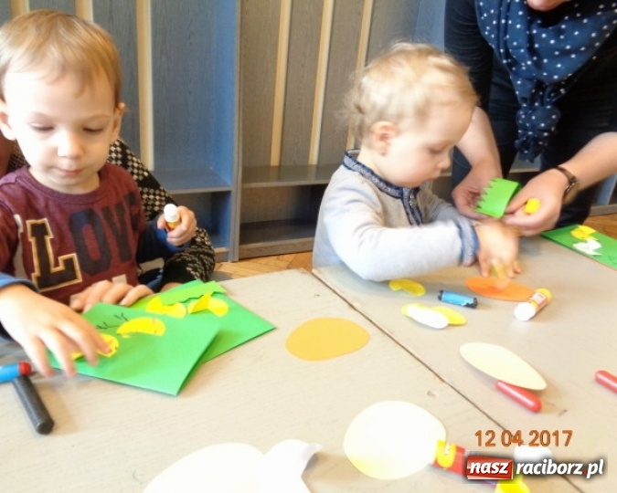 Zdjęcie w galerii na portalu naszraciborz.pl: Maluchy z Fiku-miku w świątecznej atmosferze wiadomości z regionu