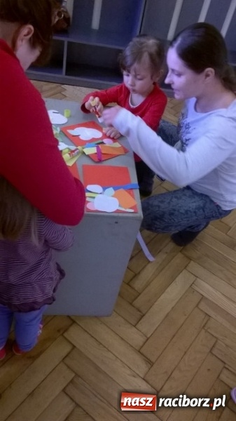 Zdjęcie w galerii na portalu naszraciborz.pl: Maluchy z Fiku-miku w świątecznej atmosferze wiadomości z regionu