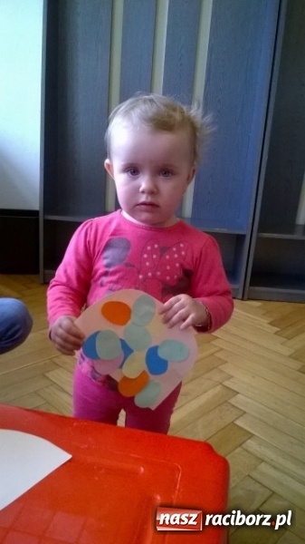 Zdjęcie w galerii na portalu naszraciborz.pl: Maluchy z Fiku-miku w świątecznej atmosferze wiadomości z regionu