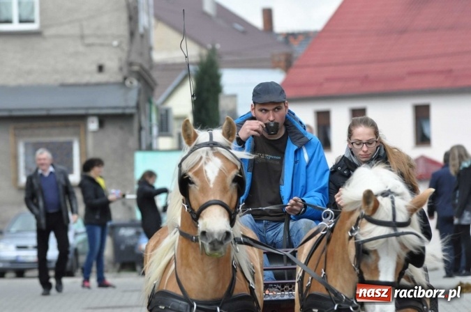 Zdjęcie w galerii na portalu naszraciborz.pl: Pietrowicka procesja konna na dwa jubileusze wiadomości z regionu