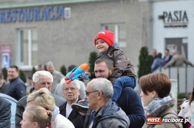 Zdjęcie w galerii na portalu naszraciborz.pl: Pietrowicka procesja konna na dwa jubileusze wiadomości z regionu