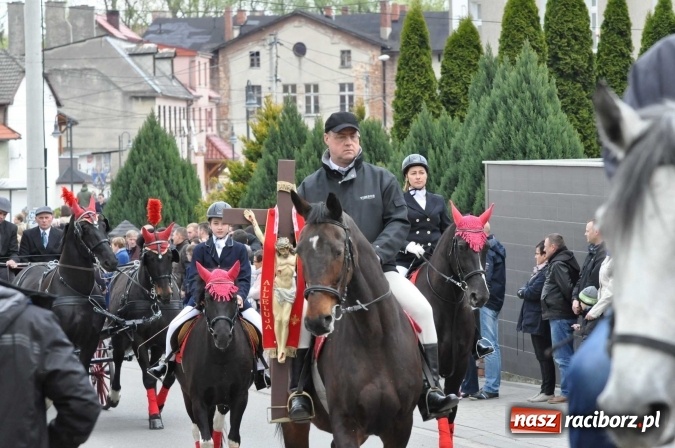 Zdjęcie w galerii na portalu naszraciborz.pl: Pietrowicka procesja konna na dwa jubileusze wiadomości z regionu