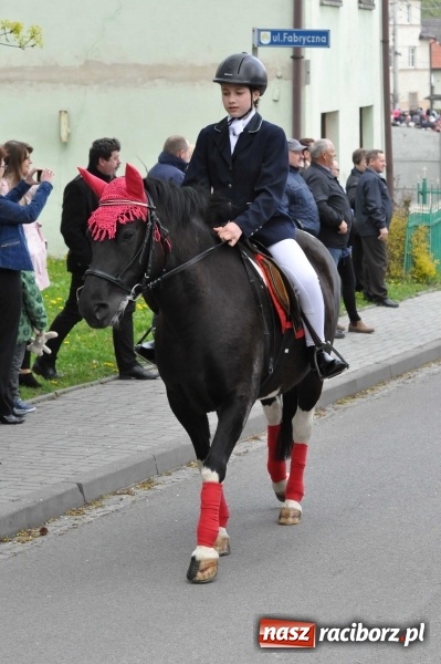 Zdjęcie w galerii na portalu naszraciborz.pl: Pietrowicka procesja konna na dwa jubileusze wiadomości z regionu