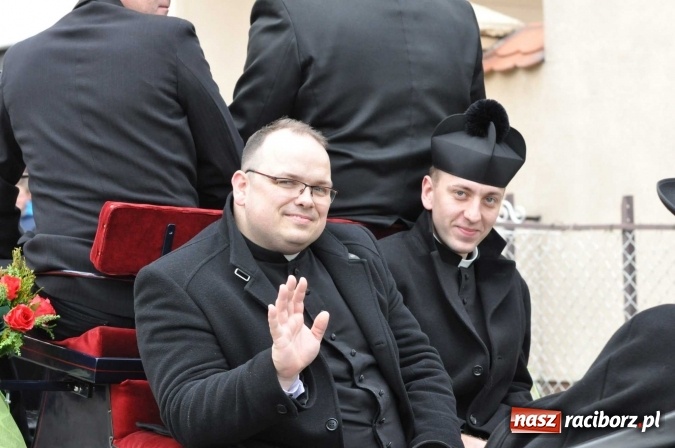 Zdjęcie w galerii na portalu naszraciborz.pl: Pietrowicka procesja konna na dwa jubileusze wiadomości z regionu