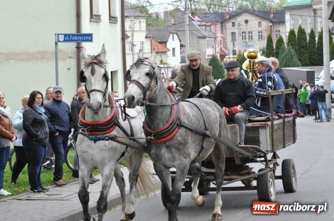 Zdjęcie w galerii na portalu naszraciborz.pl: Pietrowicka procesja konna na dwa jubileusze wiadomości z regionu