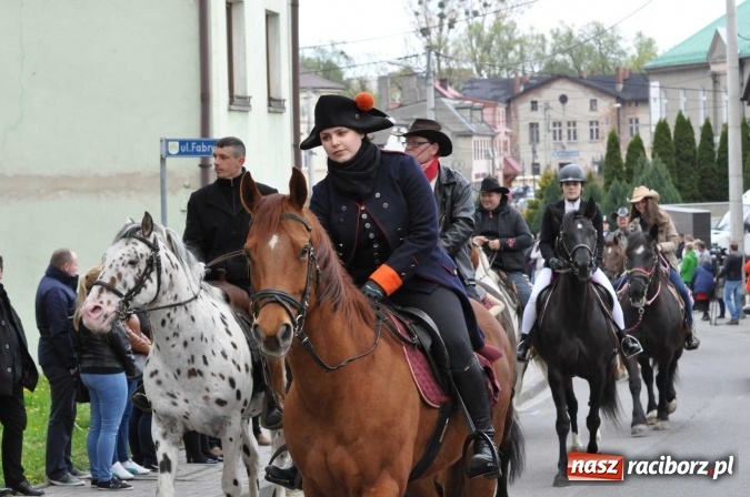 Zdjęcie w galerii na portalu naszraciborz.pl: Pietrowicka procesja konna na dwa jubileusze wiadomości z regionu