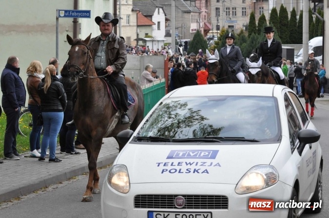 Zdjęcie w galerii na portalu naszraciborz.pl: Pietrowicka procesja konna na dwa jubileusze wiadomości z regionu