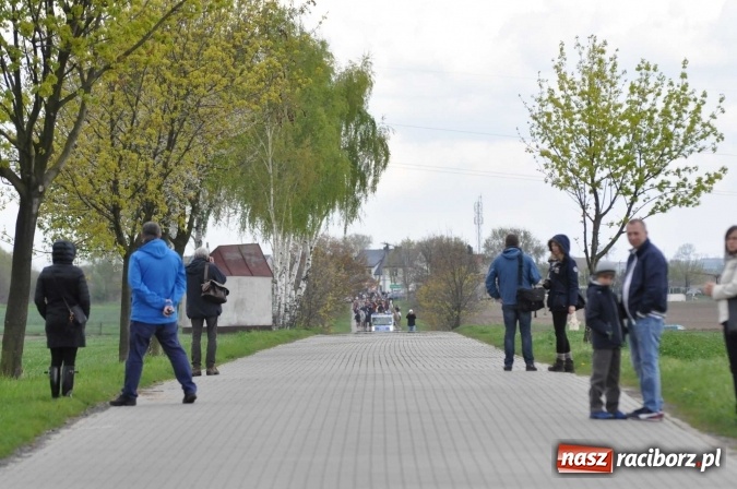 Zdjęcie w galerii na portalu naszraciborz.pl: Pietrowicka procesja konna na dwa jubileusze wiadomości z regionu