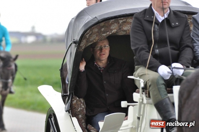 Zdjęcie w galerii na portalu naszraciborz.pl: Pietrowicka procesja konna na dwa jubileusze wiadomości z regionu