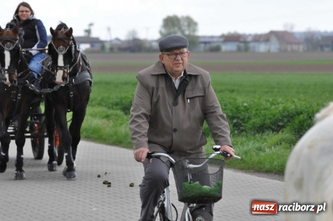 Zdjęcie w galerii na portalu naszraciborz.pl: Pietrowicka procesja konna na dwa jubileusze wiadomości z regionu