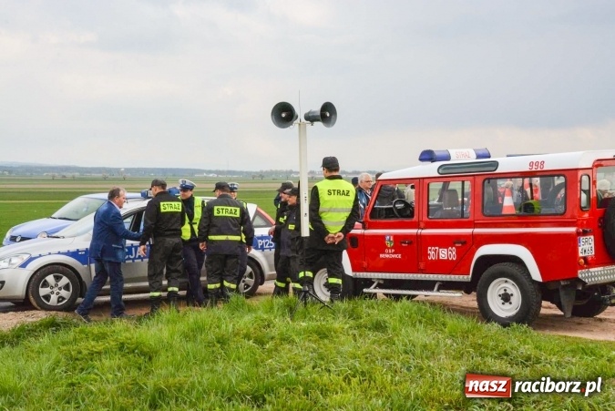 Zdjęcie w galerii na portalu naszraciborz.pl: Biskup, senator, starosta i wójt, czyli bieńkowicka procesja konna  wiadomości z regionu