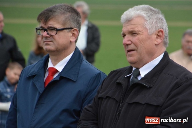 Zdjęcie w galerii na portalu naszraciborz.pl: Biskup, senator, starosta i wójt, czyli bieńkowicka procesja konna  wiadomości z regionu