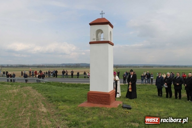 Zdjęcie w galerii na portalu naszraciborz.pl: Biskup, senator, starosta i wójt, czyli bieńkowicka procesja konna  wiadomości z regionu