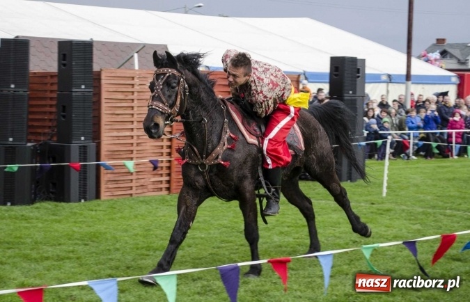 Zdjęcie w galerii na portalu naszraciborz.pl: Konny Festyn Wielkanocny w Pietrowicach Wielkich  wiadomości z regionu