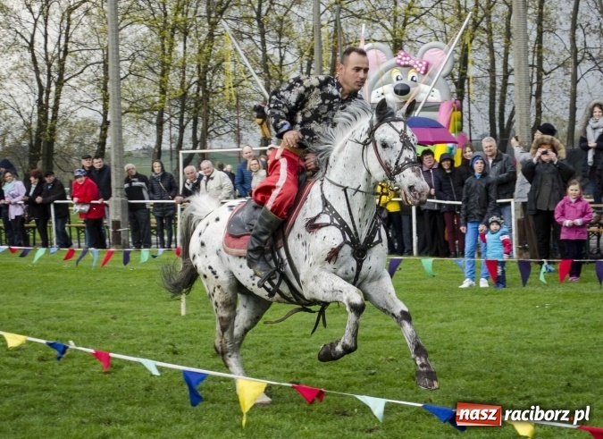 Zdjęcie w galerii na portalu naszraciborz.pl: Konny Festyn Wielkanocny w Pietrowicach Wielkich  wiadomości z regionu