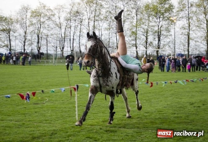 Zdjęcie w galerii na portalu naszraciborz.pl: Konny Festyn Wielkanocny w Pietrowicach Wielkich  wiadomości z regionu