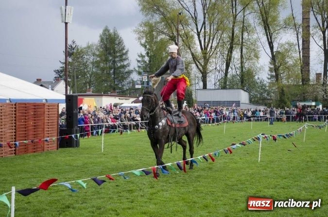 Zdjęcie w galerii na portalu naszraciborz.pl: Konny Festyn Wielkanocny w Pietrowicach Wielkich  wiadomości z regionu
