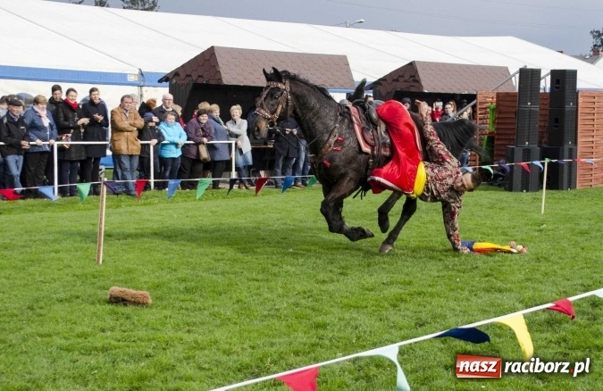 Zdjęcie w galerii na portalu naszraciborz.pl: Konny Festyn Wielkanocny w Pietrowicach Wielkich  wiadomości z regionu