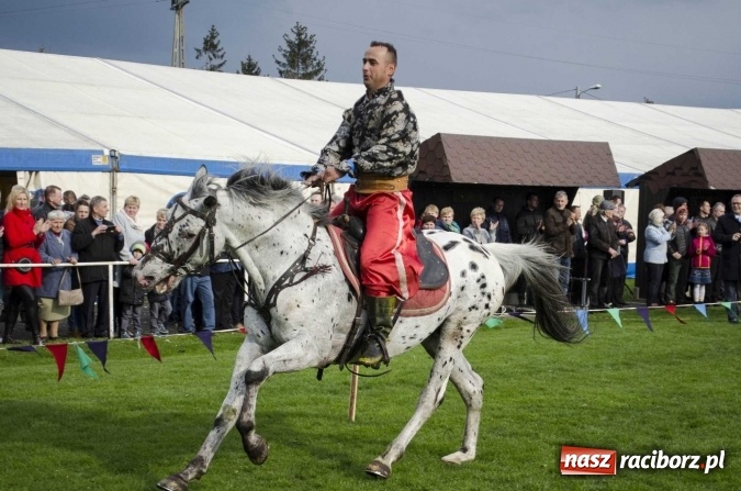 Zdjęcie w galerii na portalu naszraciborz.pl: Konny Festyn Wielkanocny w Pietrowicach Wielkich  wiadomości z regionu