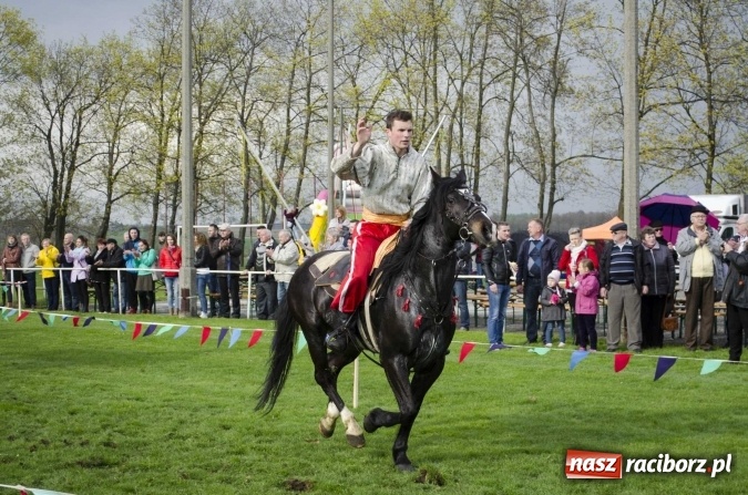 Zdjęcie w galerii na portalu naszraciborz.pl: Konny Festyn Wielkanocny w Pietrowicach Wielkich  wiadomości z regionu