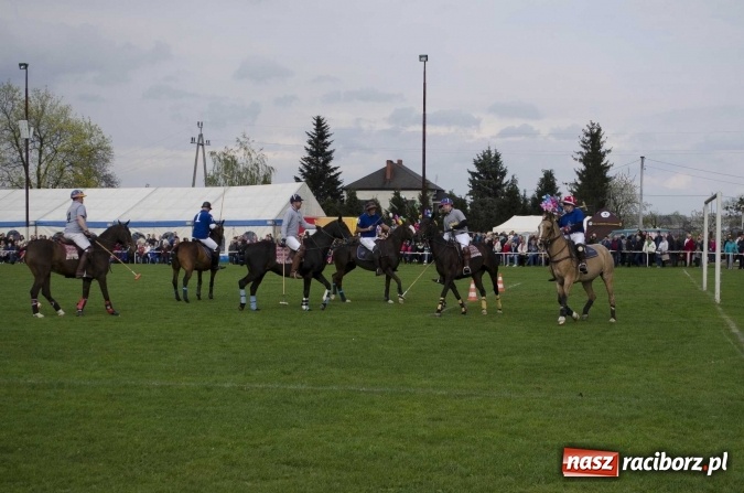 Zdjęcie w galerii na portalu naszraciborz.pl: Konny Festyn Wielkanocny w Pietrowicach Wielkich  wiadomości z regionu