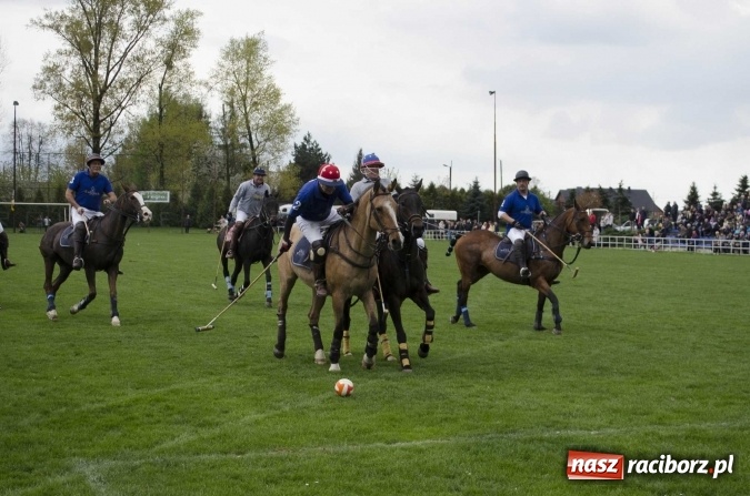 Zdjęcie w galerii na portalu naszraciborz.pl: Konny Festyn Wielkanocny w Pietrowicach Wielkich  wiadomości z regionu