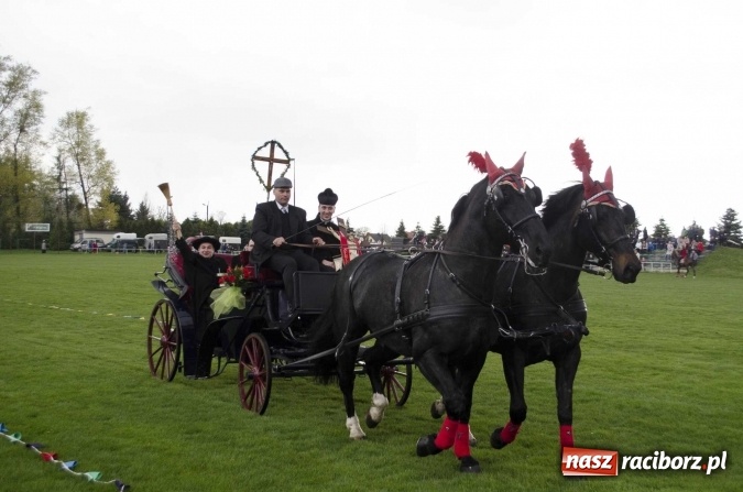 Zdjęcie w galerii na portalu naszraciborz.pl: Konny Festyn Wielkanocny w Pietrowicach Wielkich  wiadomości z regionu