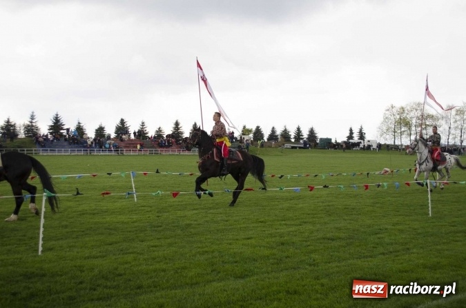 Zdjęcie w galerii na portalu naszraciborz.pl: Konny Festyn Wielkanocny w Pietrowicach Wielkich  wiadomości z regionu