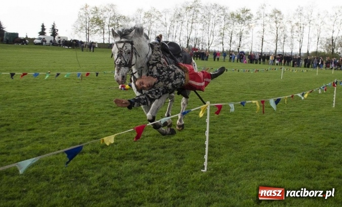 Zdjęcie w galerii na portalu naszraciborz.pl: Konny Festyn Wielkanocny w Pietrowicach Wielkich  wiadomości z regionu