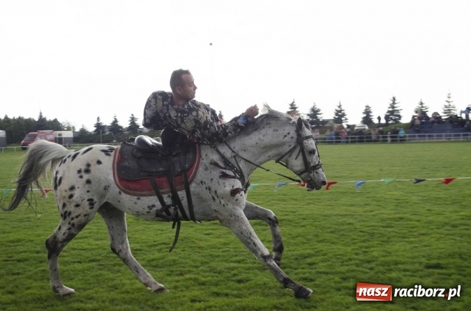 Zdjęcie w galerii na portalu naszraciborz.pl: Konny Festyn Wielkanocny w Pietrowicach Wielkich  wiadomości z regionu