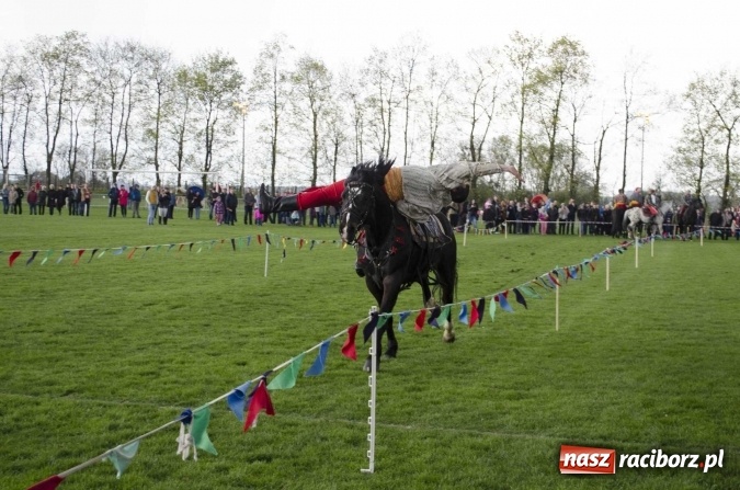 Zdjęcie w galerii na portalu naszraciborz.pl: Konny Festyn Wielkanocny w Pietrowicach Wielkich  wiadomości z regionu