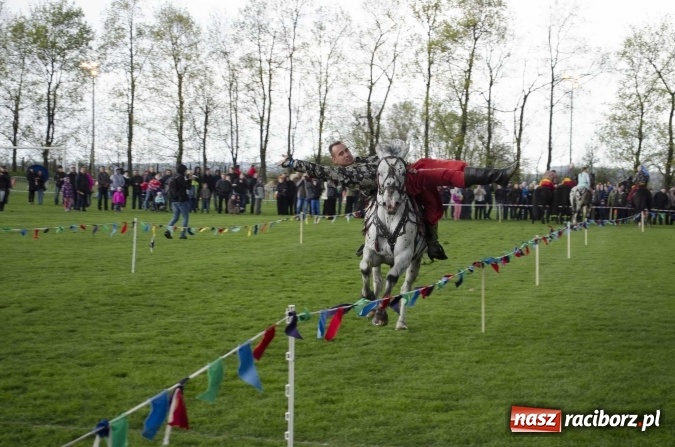 Zdjęcie w galerii na portalu naszraciborz.pl: Konny Festyn Wielkanocny w Pietrowicach Wielkich  wiadomości z regionu