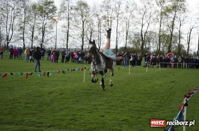 Zdjęcie w galerii na portalu naszraciborz.pl: Konny Festyn Wielkanocny w Pietrowicach Wielkich  wiadomości z regionu