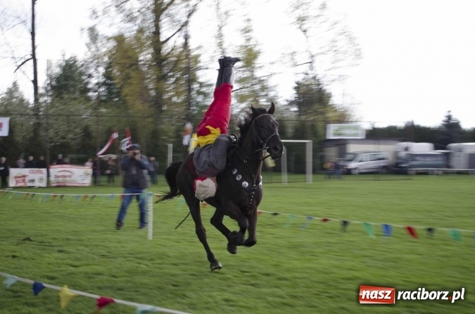 Zdjęcie w galerii na portalu naszraciborz.pl: Konny Festyn Wielkanocny w Pietrowicach Wielkich  wiadomości z regionu