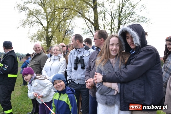 Zdjęcie w galerii na portalu naszraciborz.pl: Galopem, czyli finał bieńkowickiej procesji konnej  wiadomości z regionu