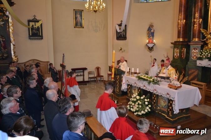 Zdjęcie w galerii na portalu naszraciborz.pl: Galopem, czyli finał bieńkowickiej procesji konnej  wiadomości z regionu