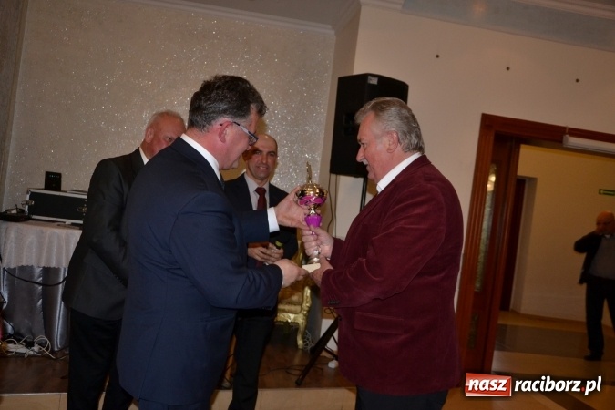 Zdjęcie w galerii na portalu naszraciborz.pl: Galopem, czyli finał bieńkowickiej procesji konnej  wiadomości z regionu