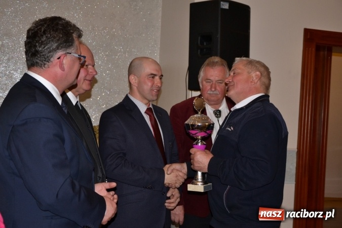 Zdjęcie w galerii na portalu naszraciborz.pl: Galopem, czyli finał bieńkowickiej procesji konnej  wiadomości z regionu