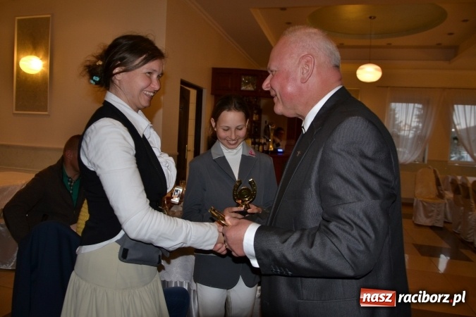 Zdjęcie w galerii na portalu naszraciborz.pl: Galopem, czyli finał bieńkowickiej procesji konnej  wiadomości z regionu