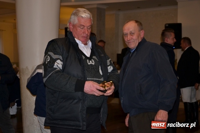 Zdjęcie w galerii na portalu naszraciborz.pl: Galopem, czyli finał bieńkowickiej procesji konnej  wiadomości z regionu